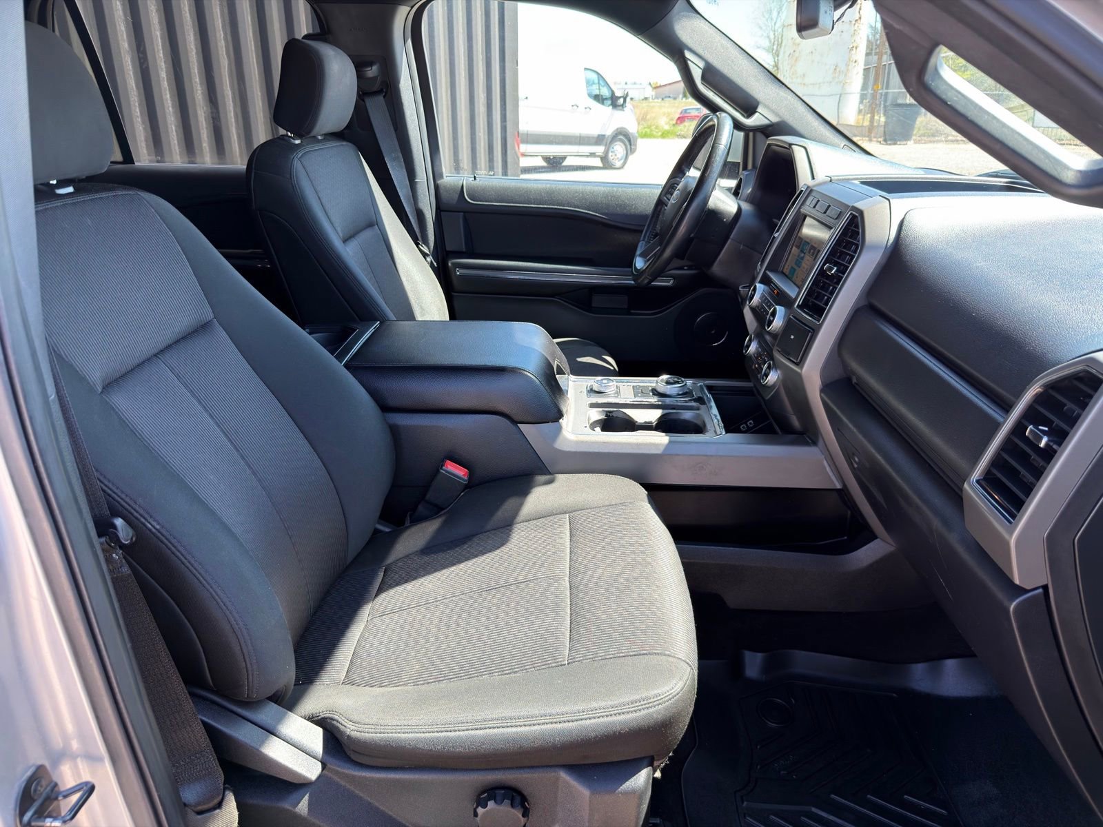 Used 2019 Ford Expedition Max XLT AWD/4WD image 40