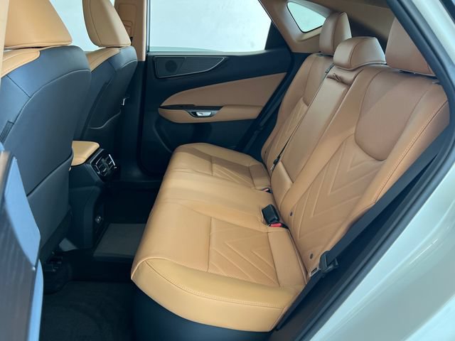 Used 2025 Lexus NX 450h+ AWD w/ Accessory Package (Z2) image 33