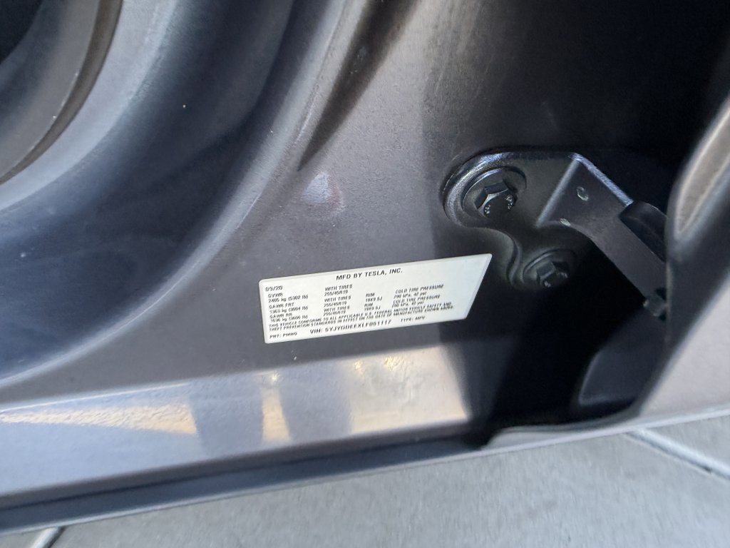 Used 2020 Tesla Model Y Long Range image 43