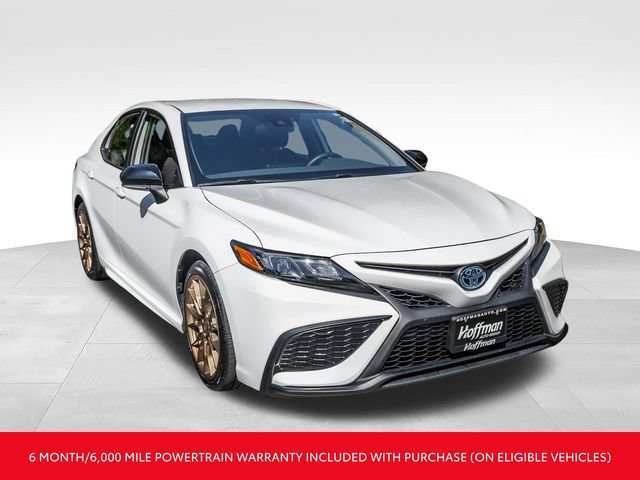 Used 2023 Toyota Camry SE FWD image 2