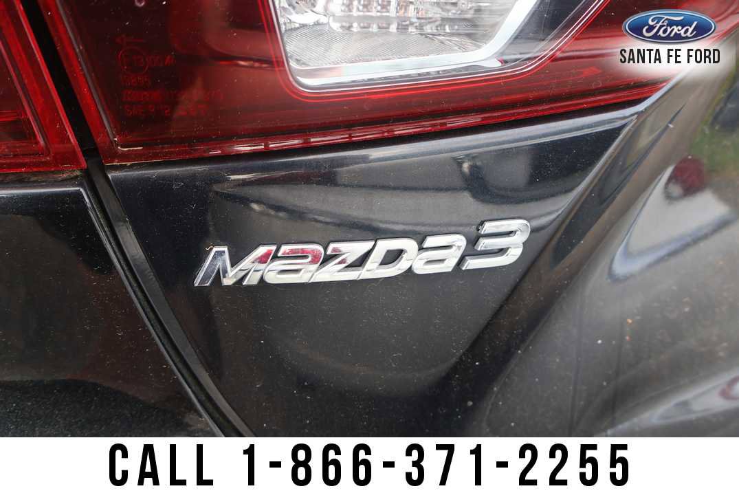 Used 2014 MAZDA MAZDA3 i Touring image 6