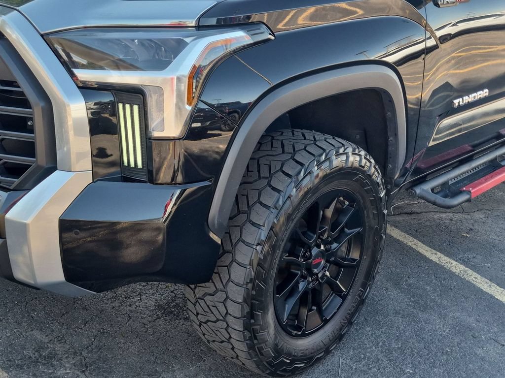 Used 2023 Toyota Tundra Limited w/ TRD Off-Road Package AWD/4WD image 9