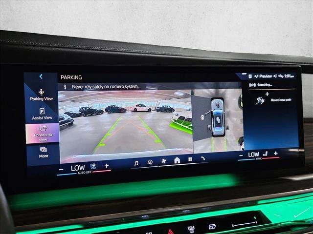 Certified 2023 BMW i7 xDrive60 AWD/4WD image 13
