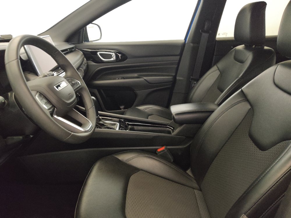 Used 2022 Jeep Compass Latitude FWD image 17