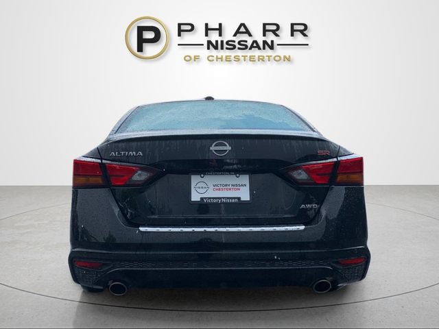Used 2023 Nissan Altima 2.5 SR w/ SR Premium Package AWD/4WD image 4