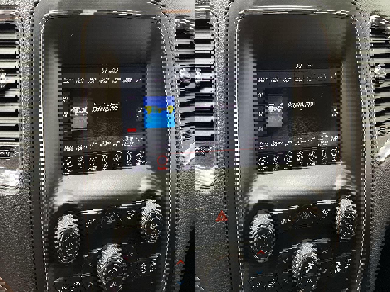 Used 2018 Dodge Durango SXT w/ Quick Order Package 2BB image 17