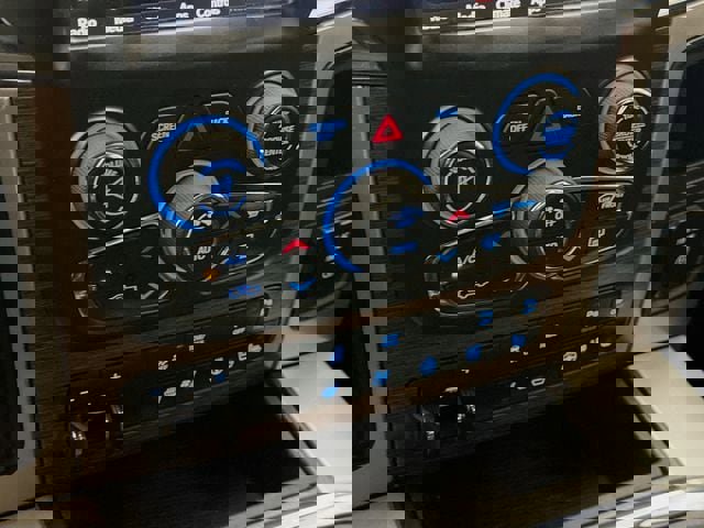 Used 2018 RAM 2500 Laramie w/ Convenience Group image 19