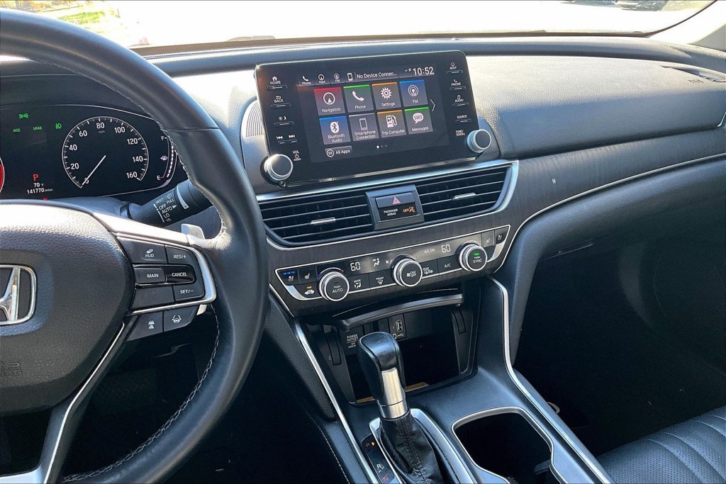 Used 2018 Honda Accord Touring image 8