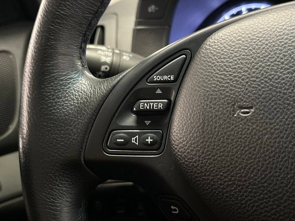 Used 2013 INFINITI G37 x Sedan w/ Premium Pkg AWD/4WD image 24