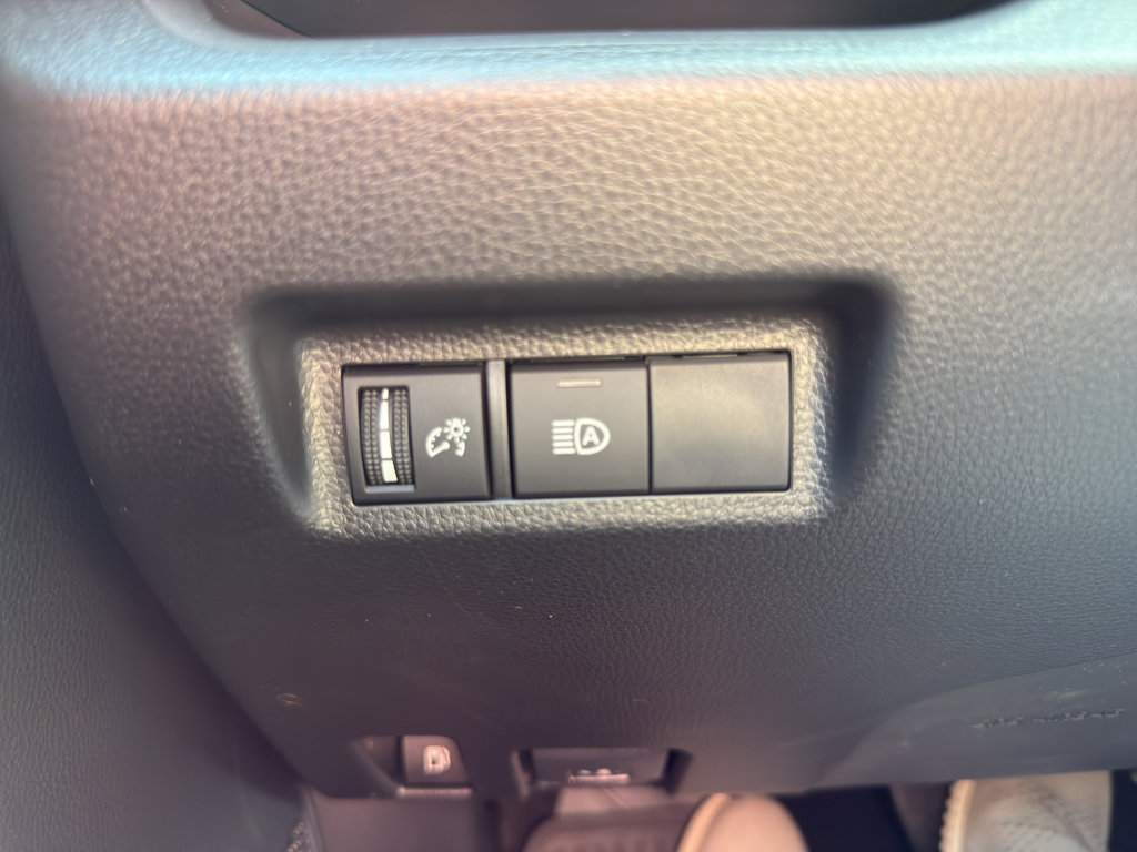Used 2024 Toyota RAV4 LE image 22