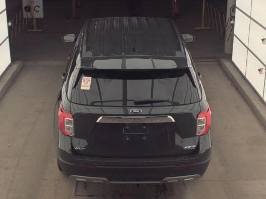 Used 2023 Ford Explorer XLT w/ Equipment Group 202A image 8