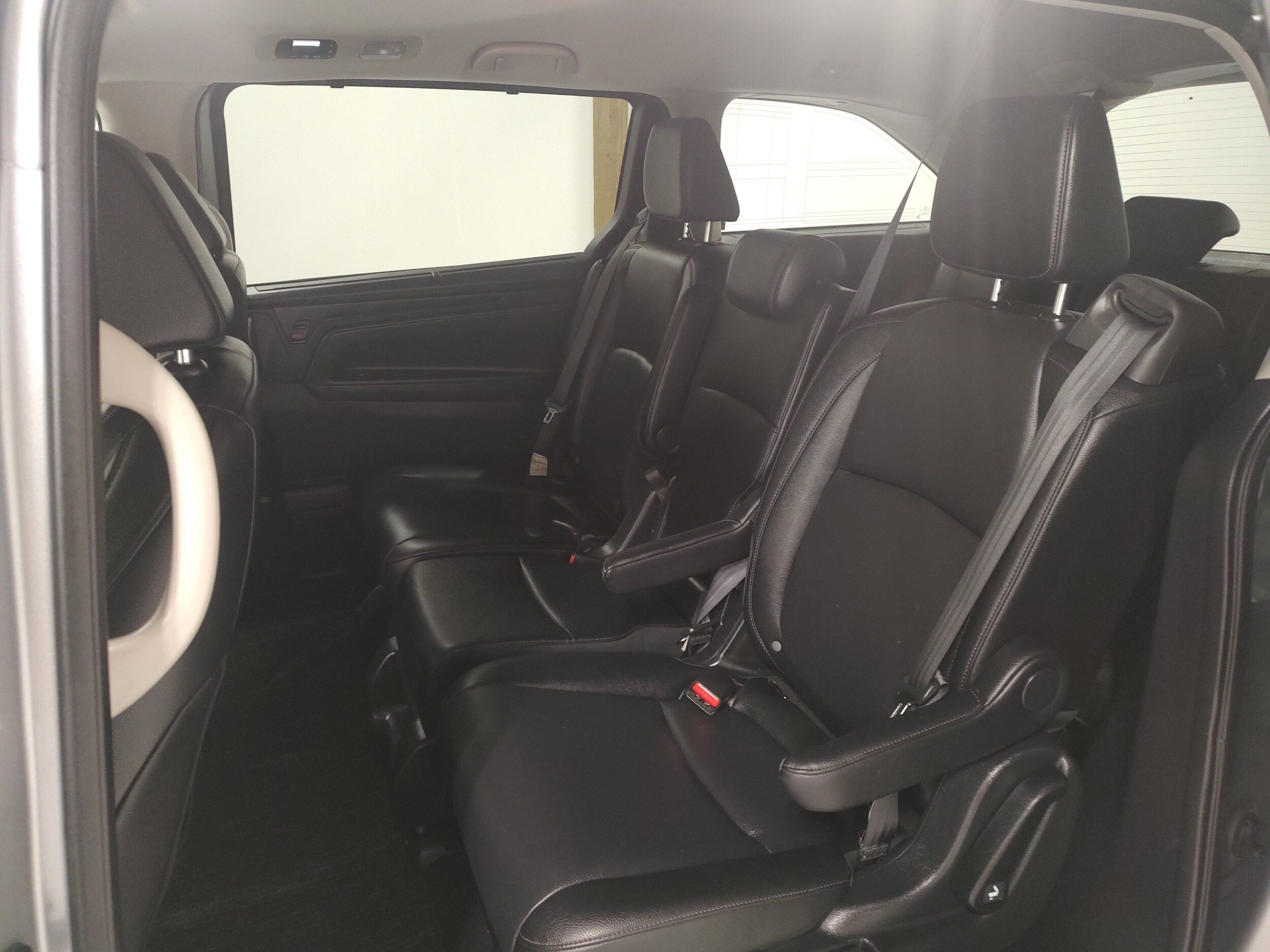 Used 2025 Honda Odyssey EX-L image 10