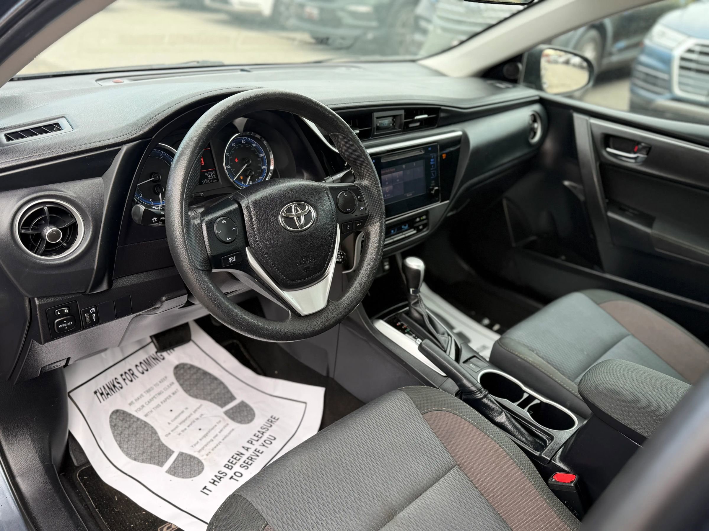 Used 2019 Toyota Corolla LE image 15