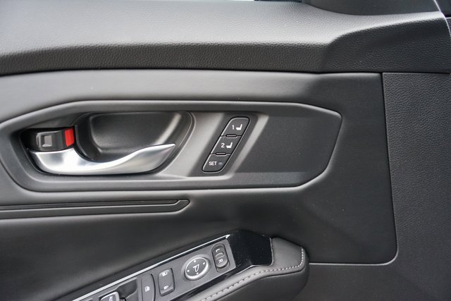Used 2024 Honda Accord Touring image 14
