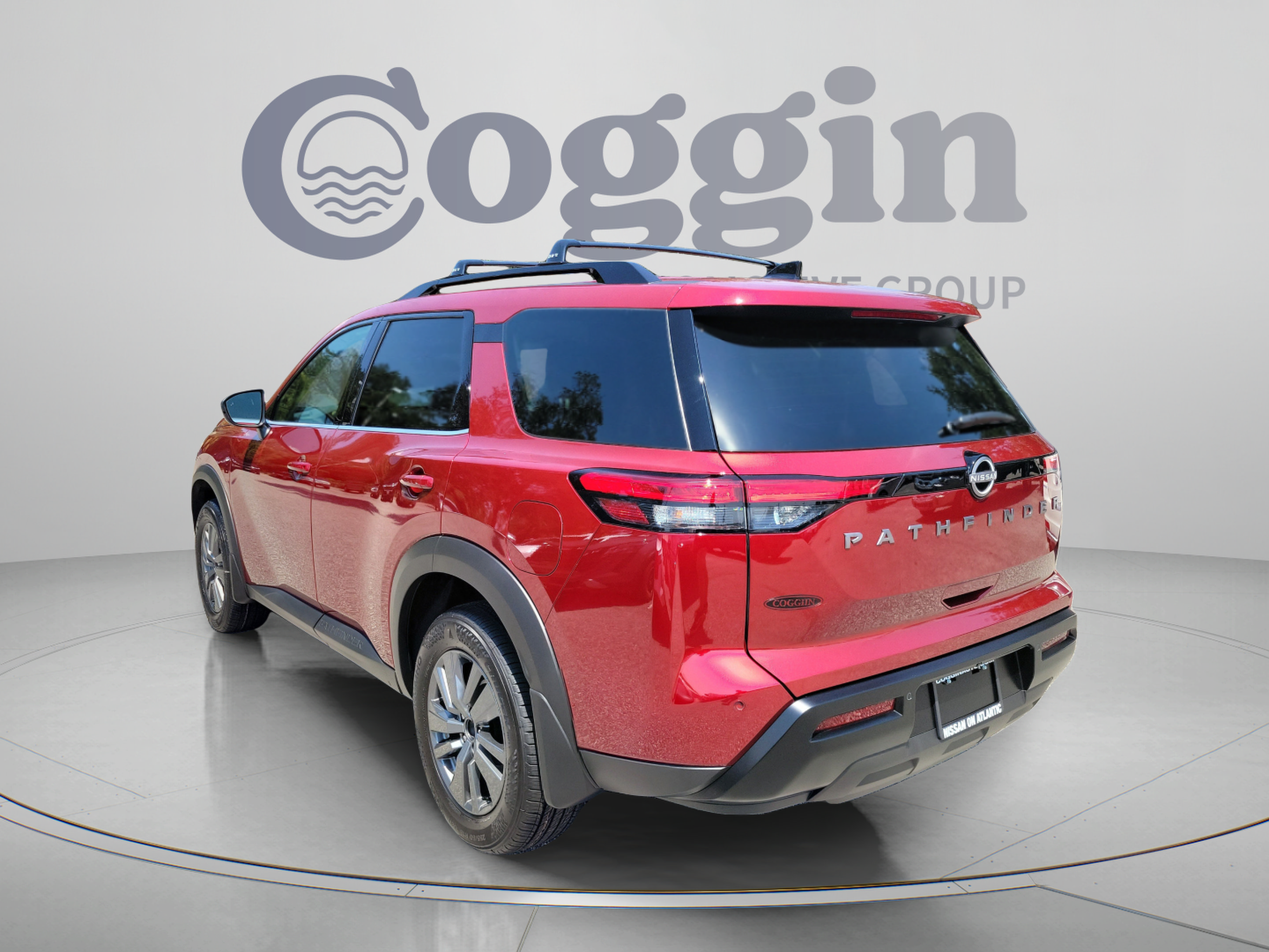 New 2026 Nissan Pathfinder SV w/ Cargo Package FWD image 3