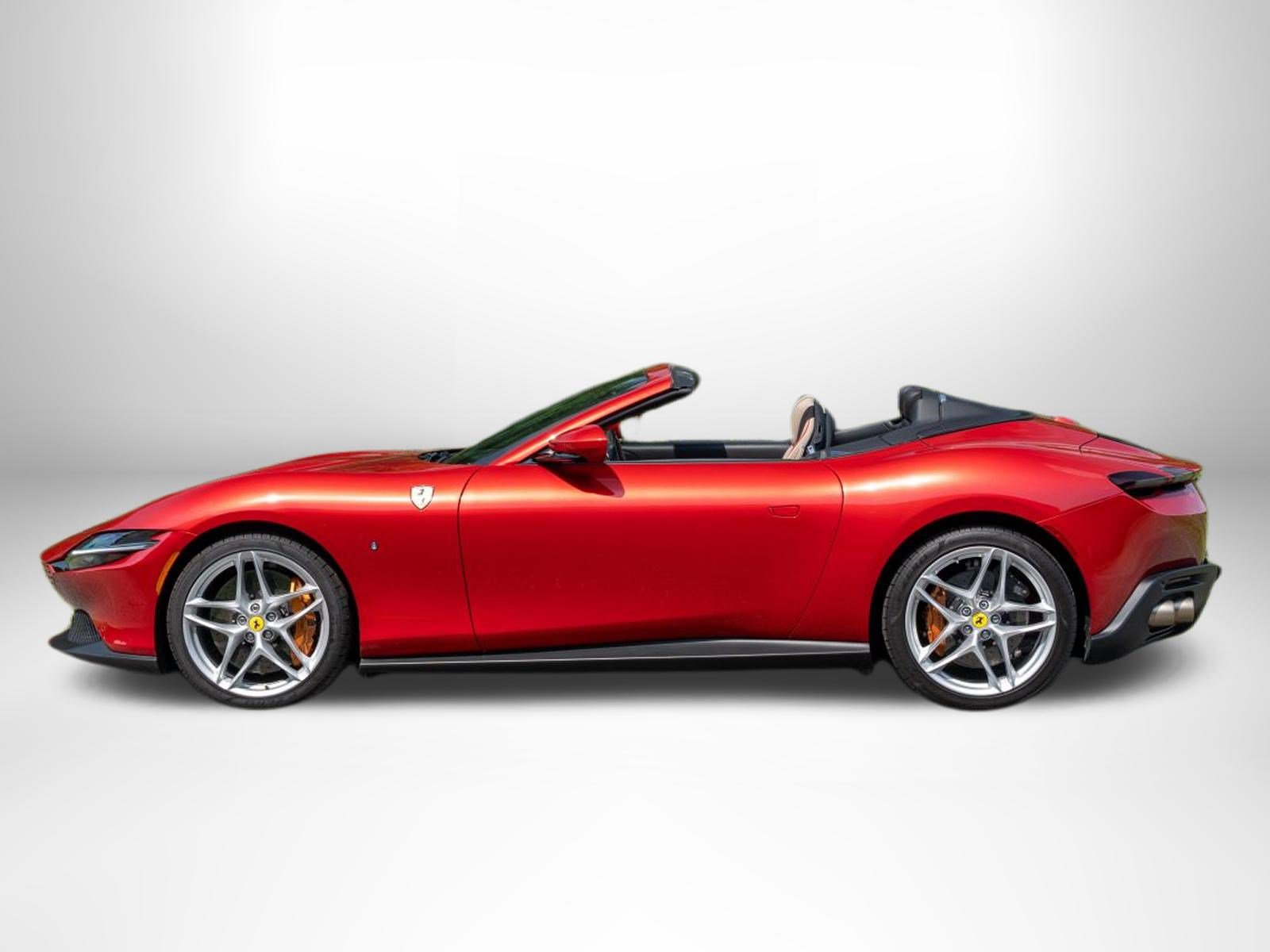 Used 2024 Ferrari Roma Spider RWD image 4