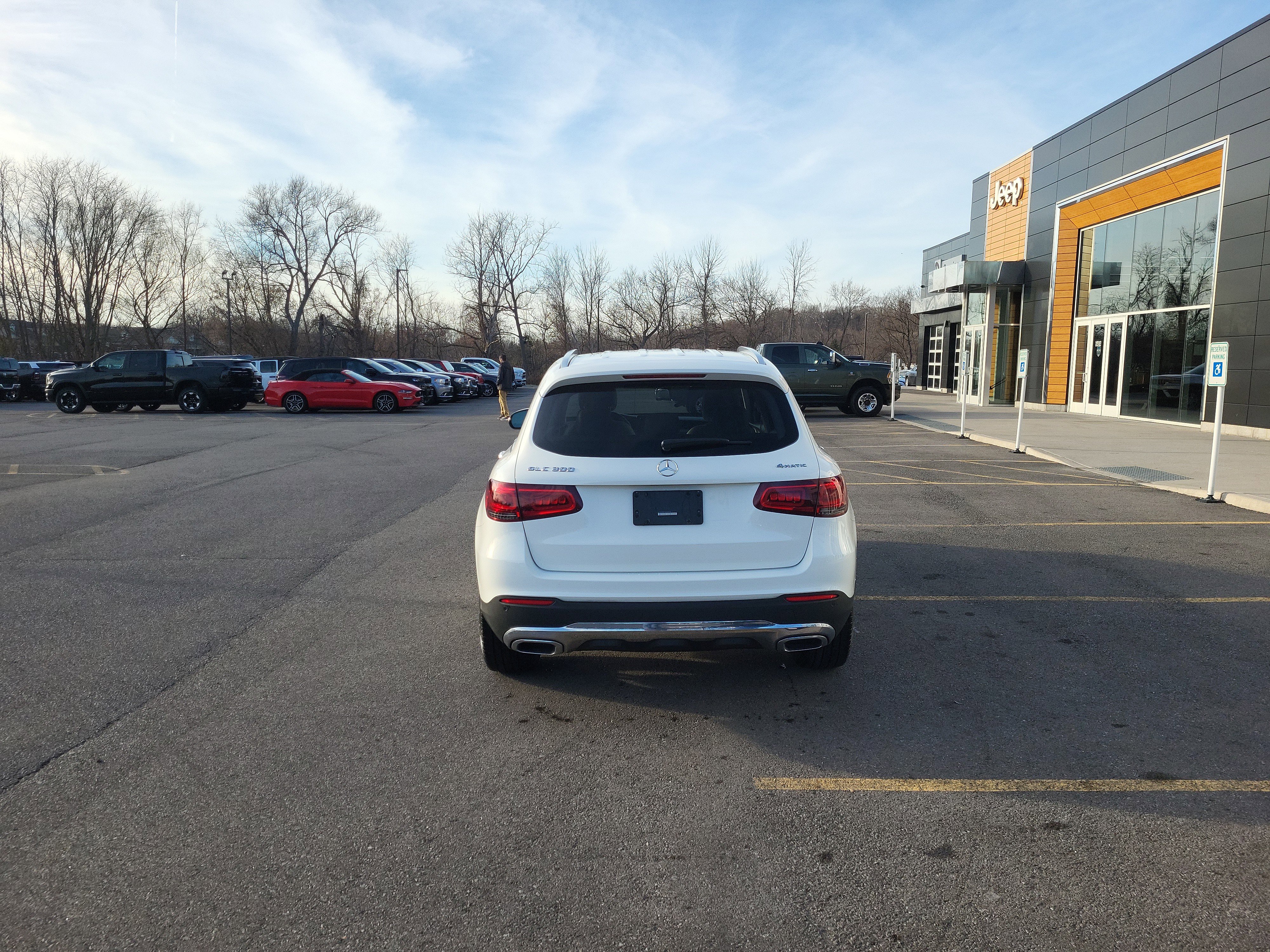 Used 2022 Mercedes-Benz GLC 300 4MATIC image 12