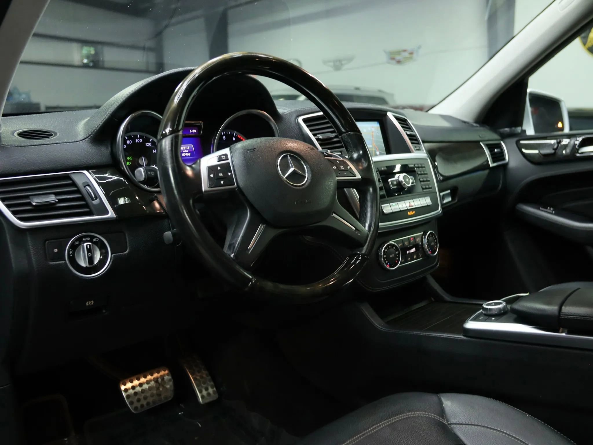 Used 2015 Mercedes-Benz ML 400 4MATIC image 19
