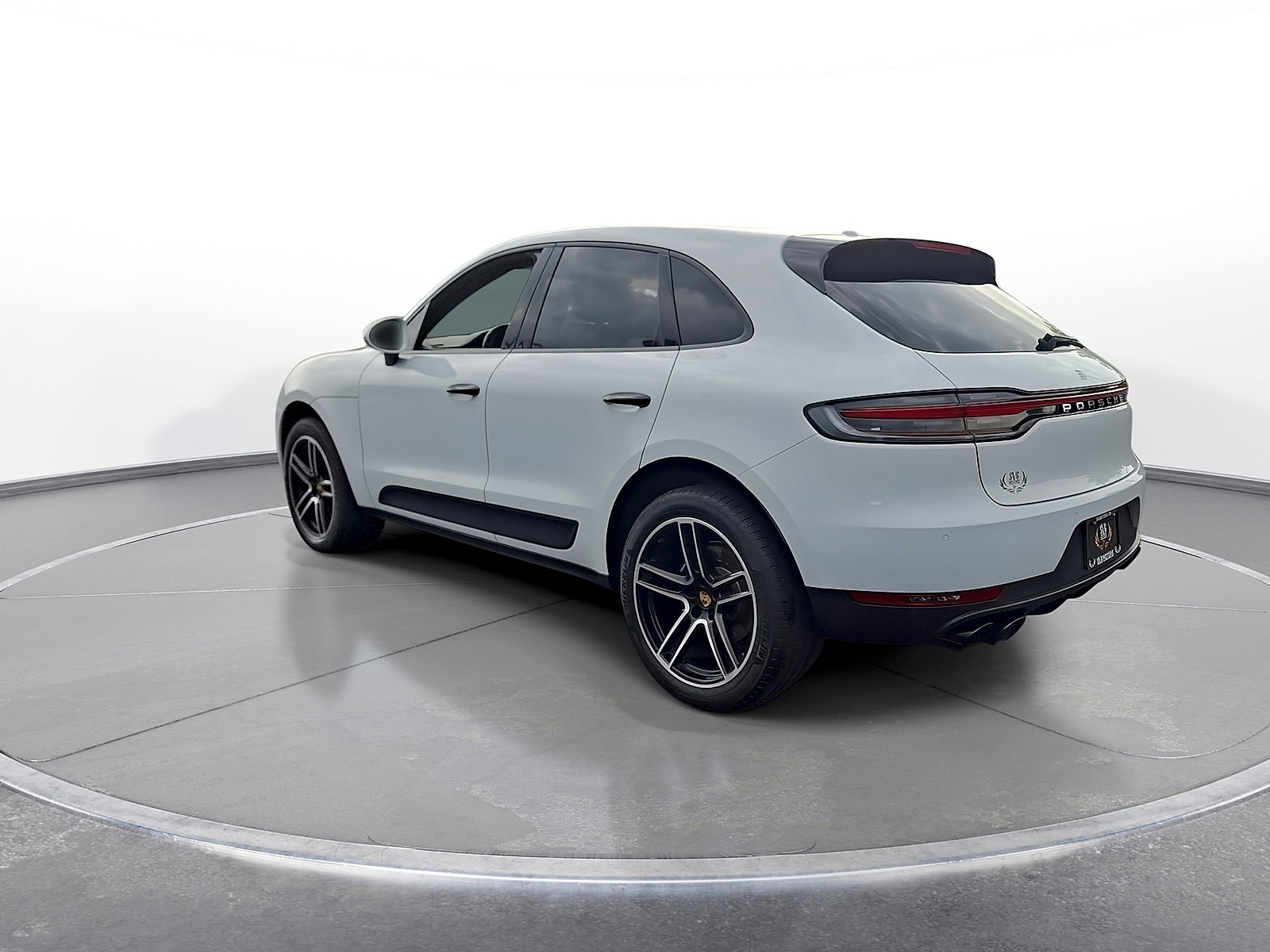 Used 2019 Porsche Macan AWD/4WD image 6