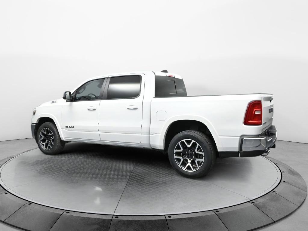 Used 2025 RAM 1500 Laramie AWD/4WD image 4