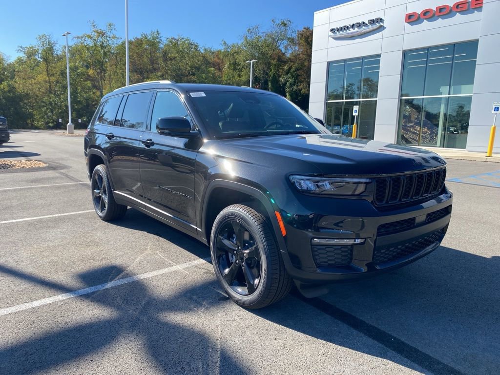 New 2025 Jeep Grand Cherokee L Limited w/ Black Appearance Package RWD video 1