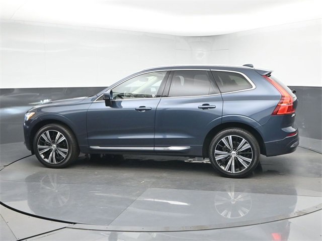 Used 2023 Volvo XC60 B5 Plus image 5