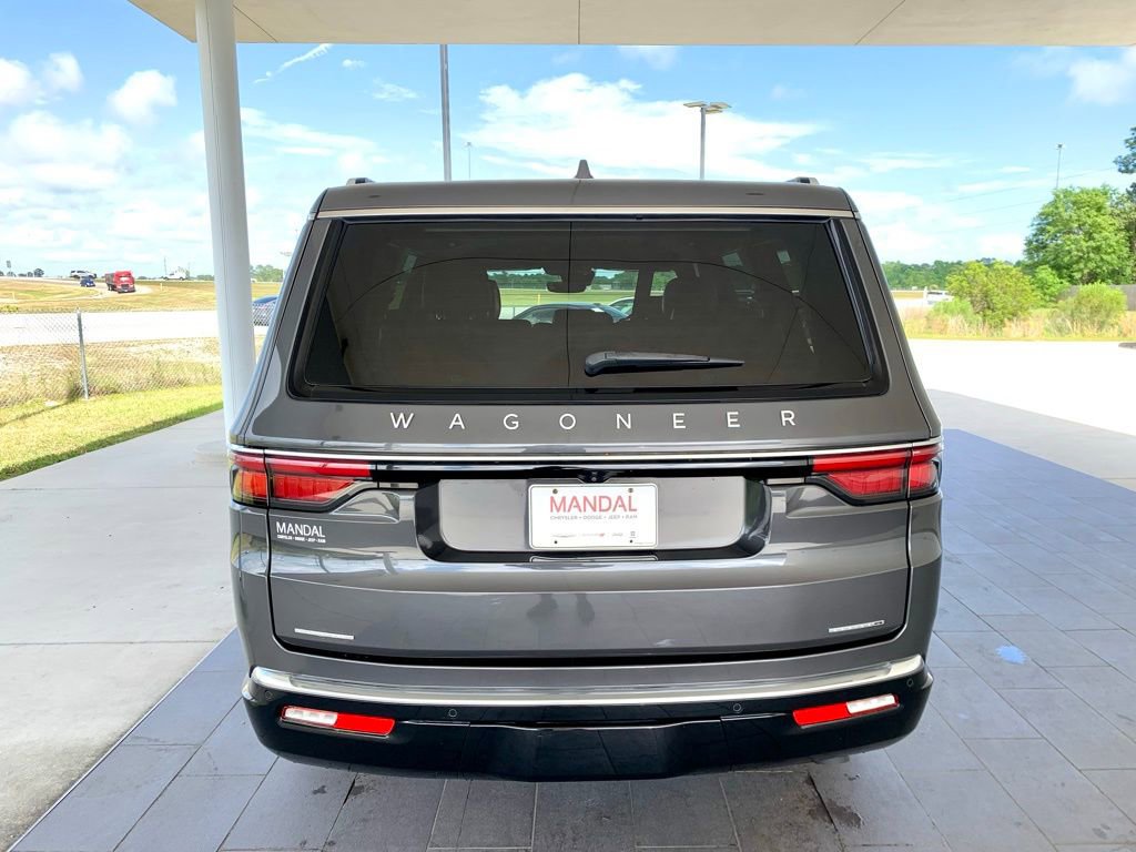 Used 2022 Jeep Wagoneer Series II AWD/4WD image 7