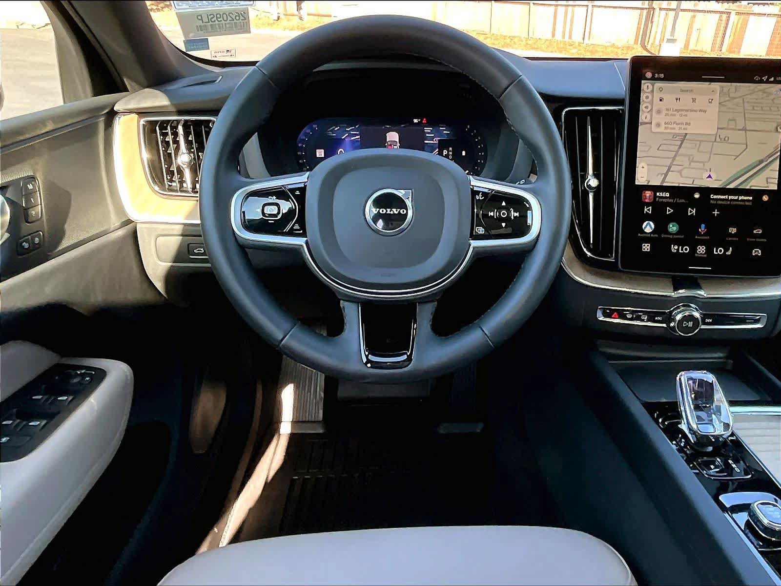 Used 2026 Volvo XC60 B5 Plus w/ Protection Package Premier AWD/4WD image 8