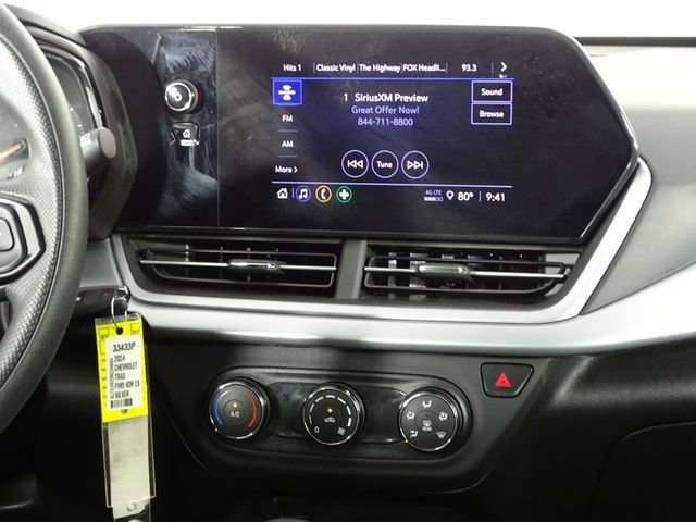 Used 2024 Chevrolet Trax LS image 30