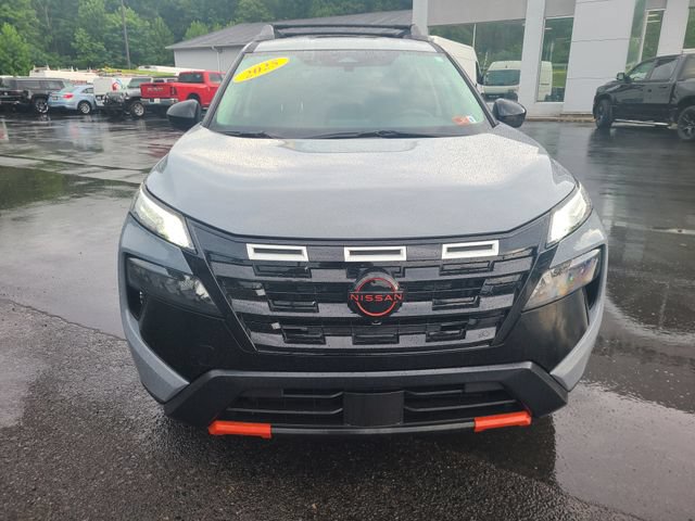 Used 2025 Nissan Rogue SV AWD/4WD image 8