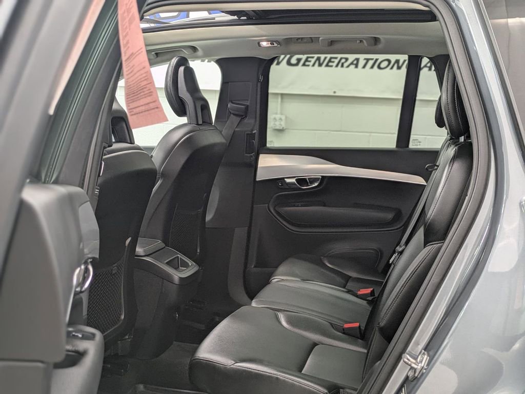 Used 2016 Volvo XC90 T5 Momentum image 21