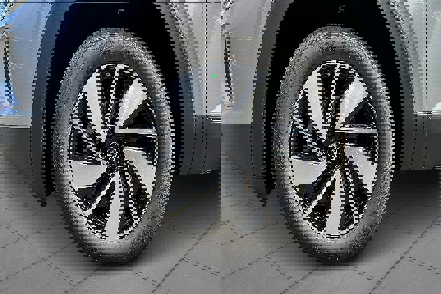 New 2026 Volkswagen Atlas SE image 11