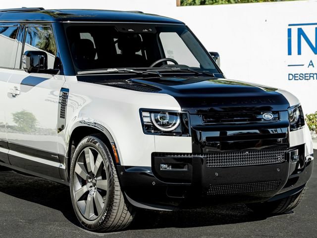 Certified 2026 Land Rover Defender 110 X AWD/4WD image 5