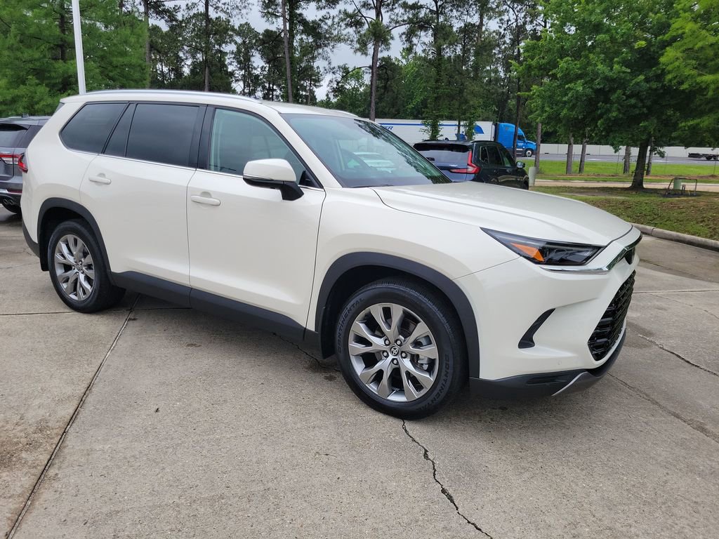 Certified 2024 Toyota Grand Highlander AWD image 9