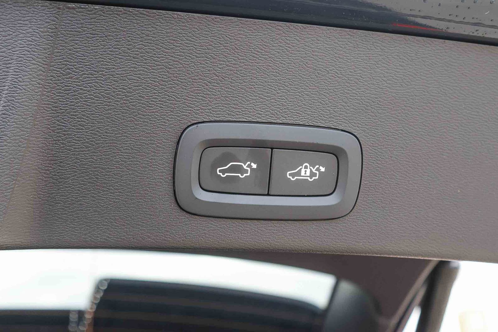 New 2026 Volvo XC40 B5 Ultra w/ Climate Package image 27