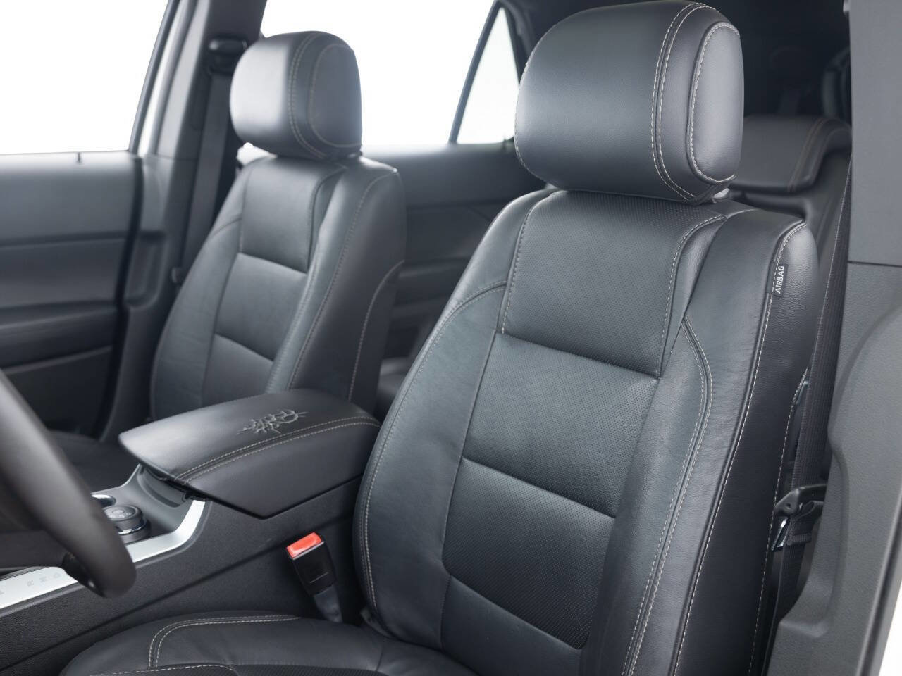 Used 2015 Ford Explorer Sport AWD/4WD image 23