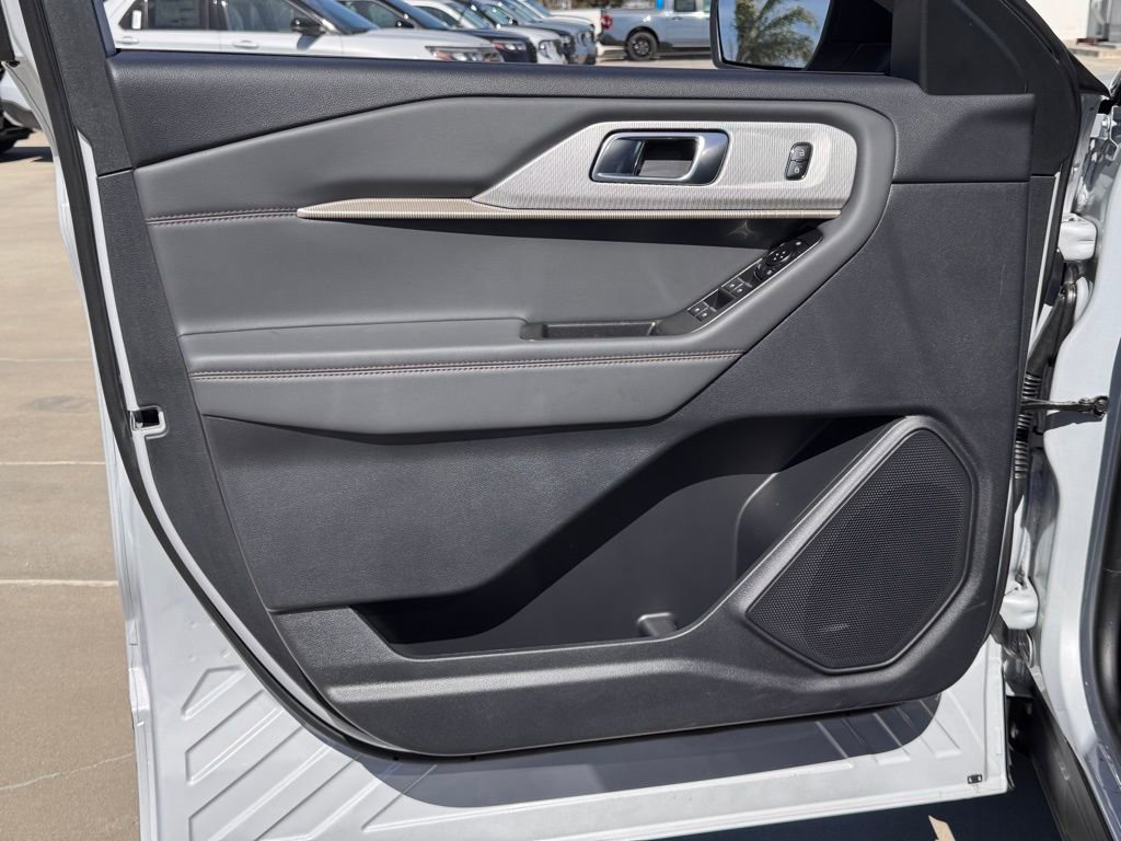 New 2026 Ford Explorer Active image 15