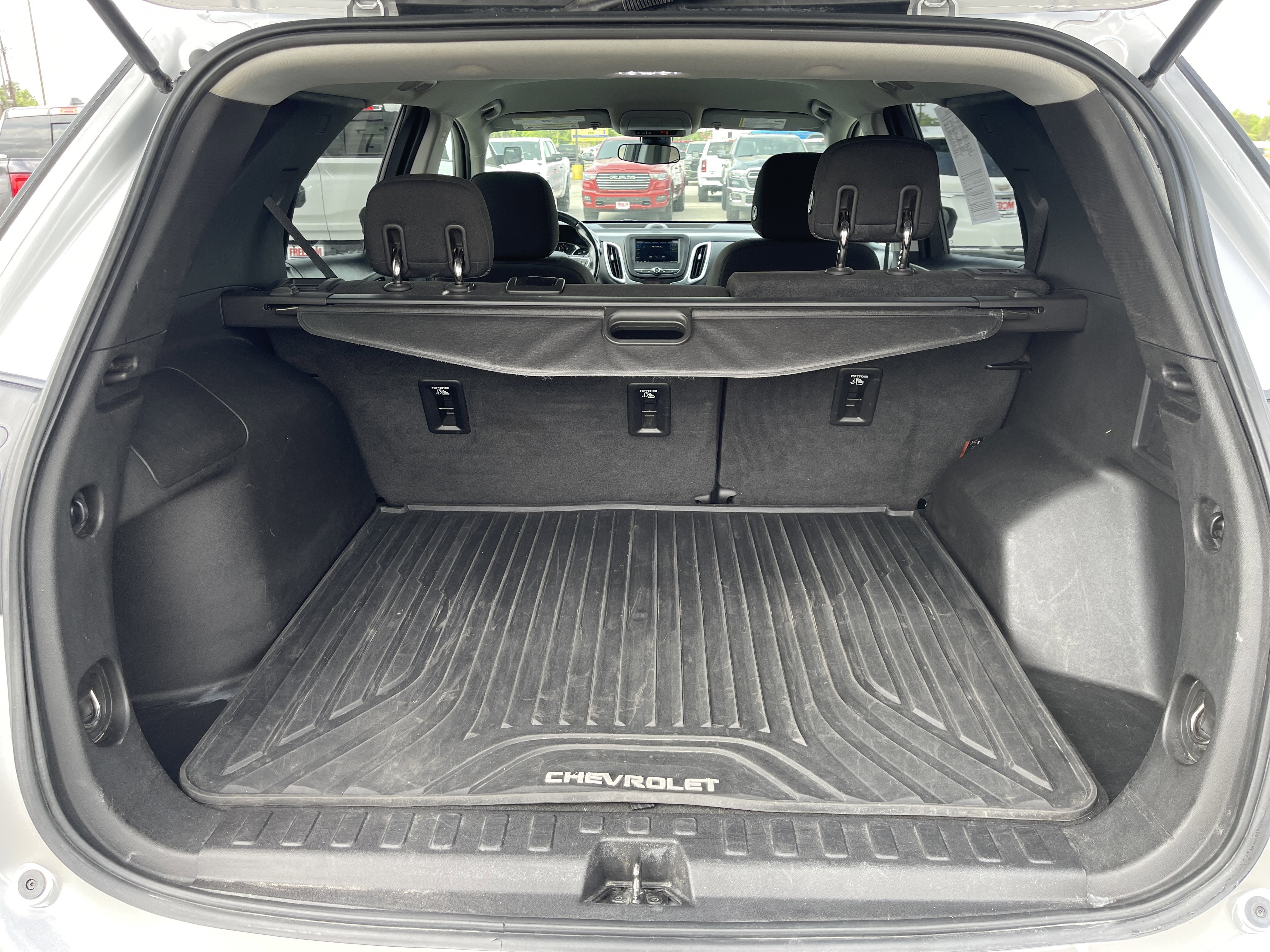 Used 2019 Chevrolet Equinox LT AWD/4WD image 12