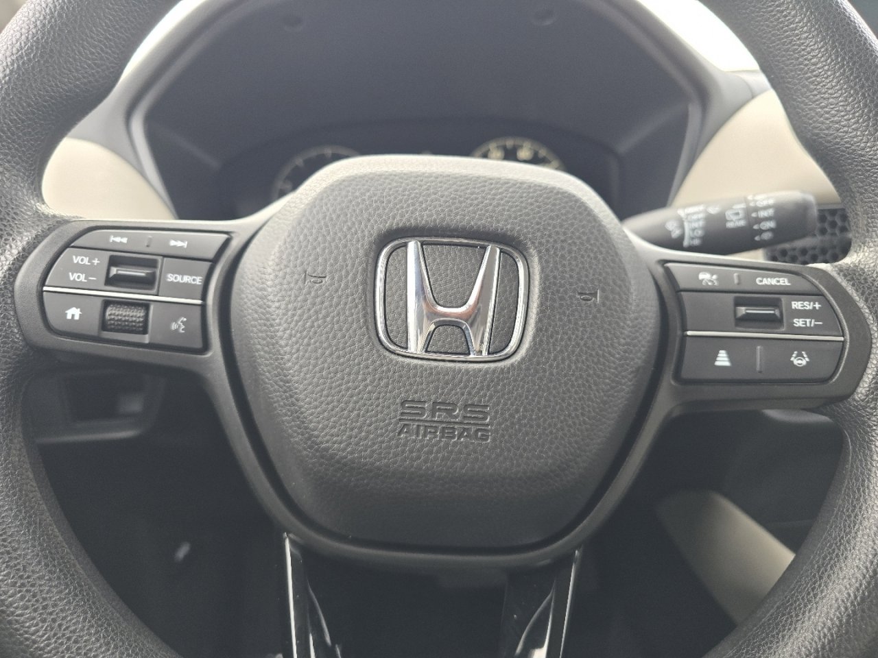 Used 2025 Honda HR-V LX image 25