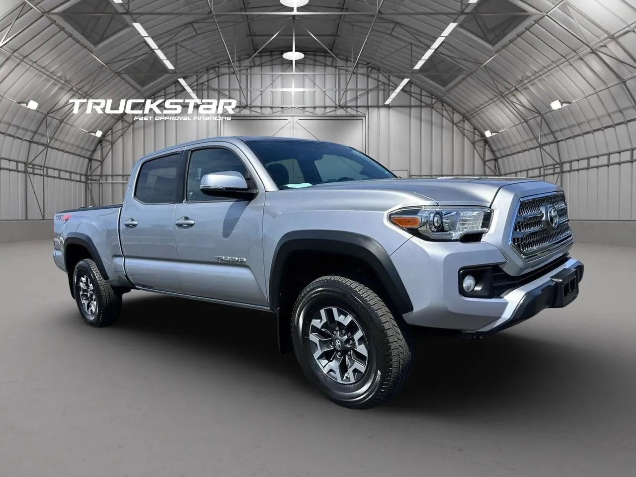 Used 2017 Toyota Tacoma TRD Off-Road w/ Tow Package AWD/4WD image 13