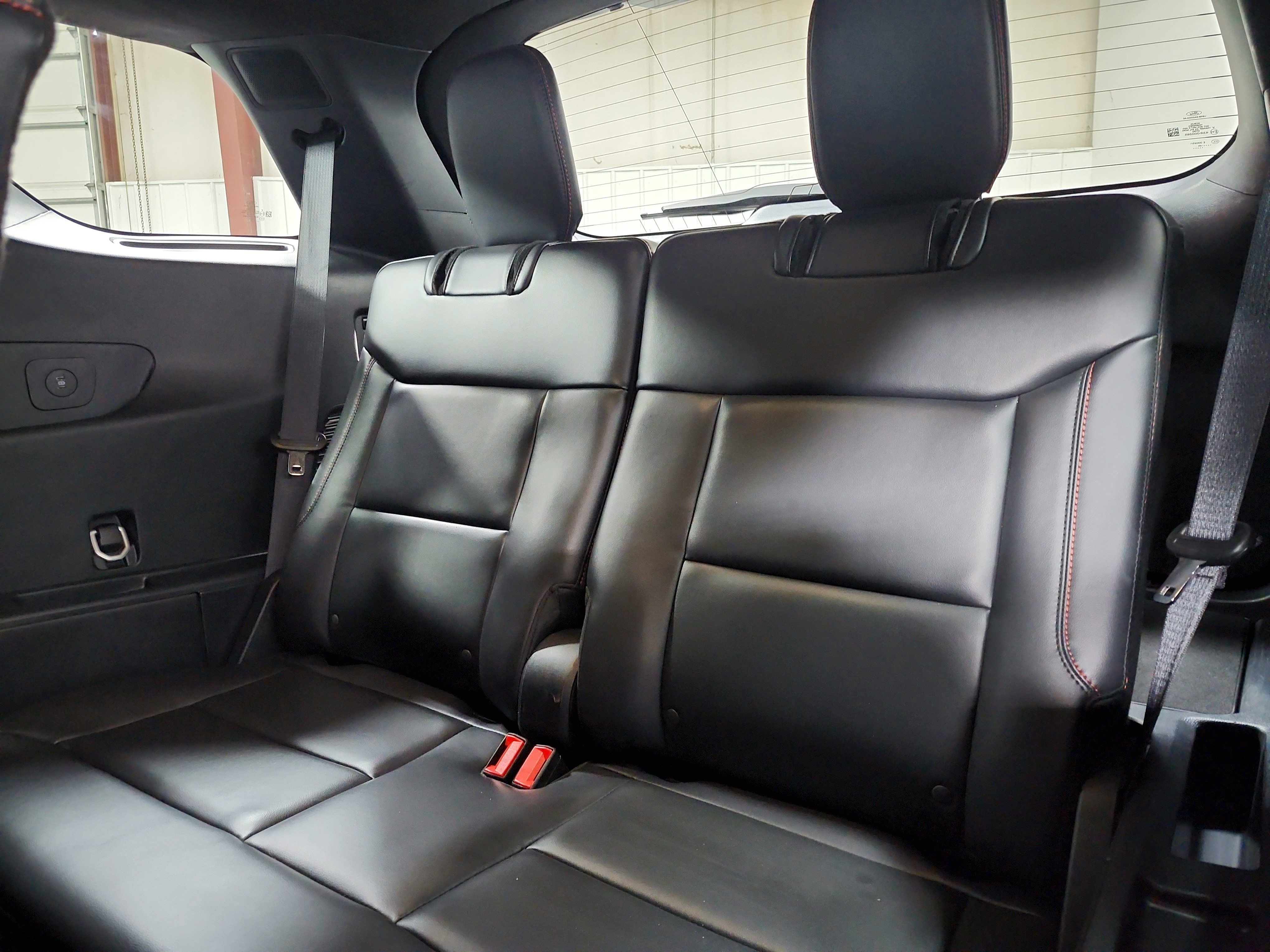 Used 2025 Ford Explorer ST-Line w/ ST-Line Street Pack AWD/4WD image 34