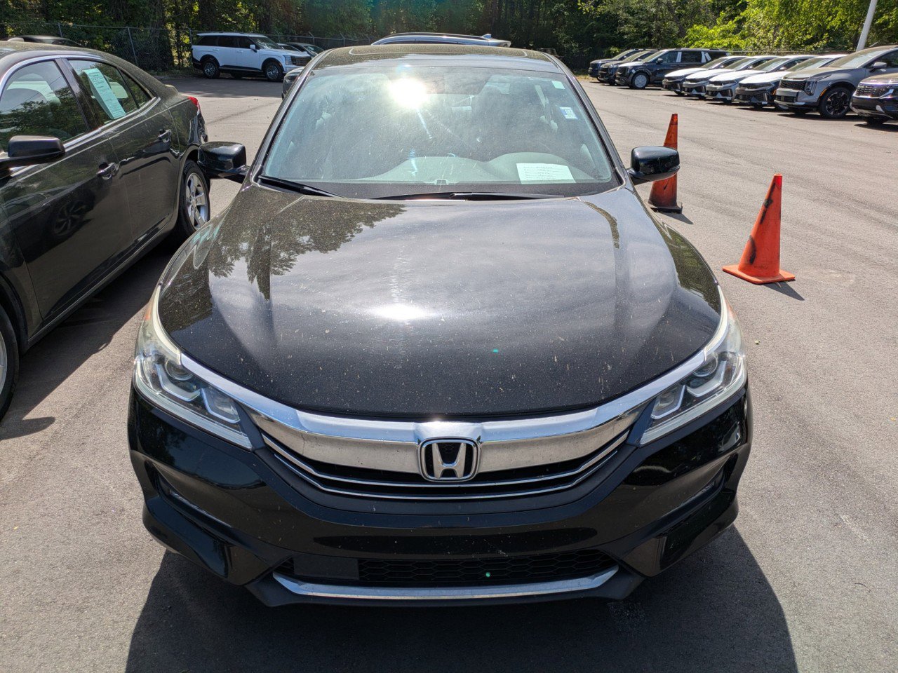 Used 2016 Honda Accord EX image 2