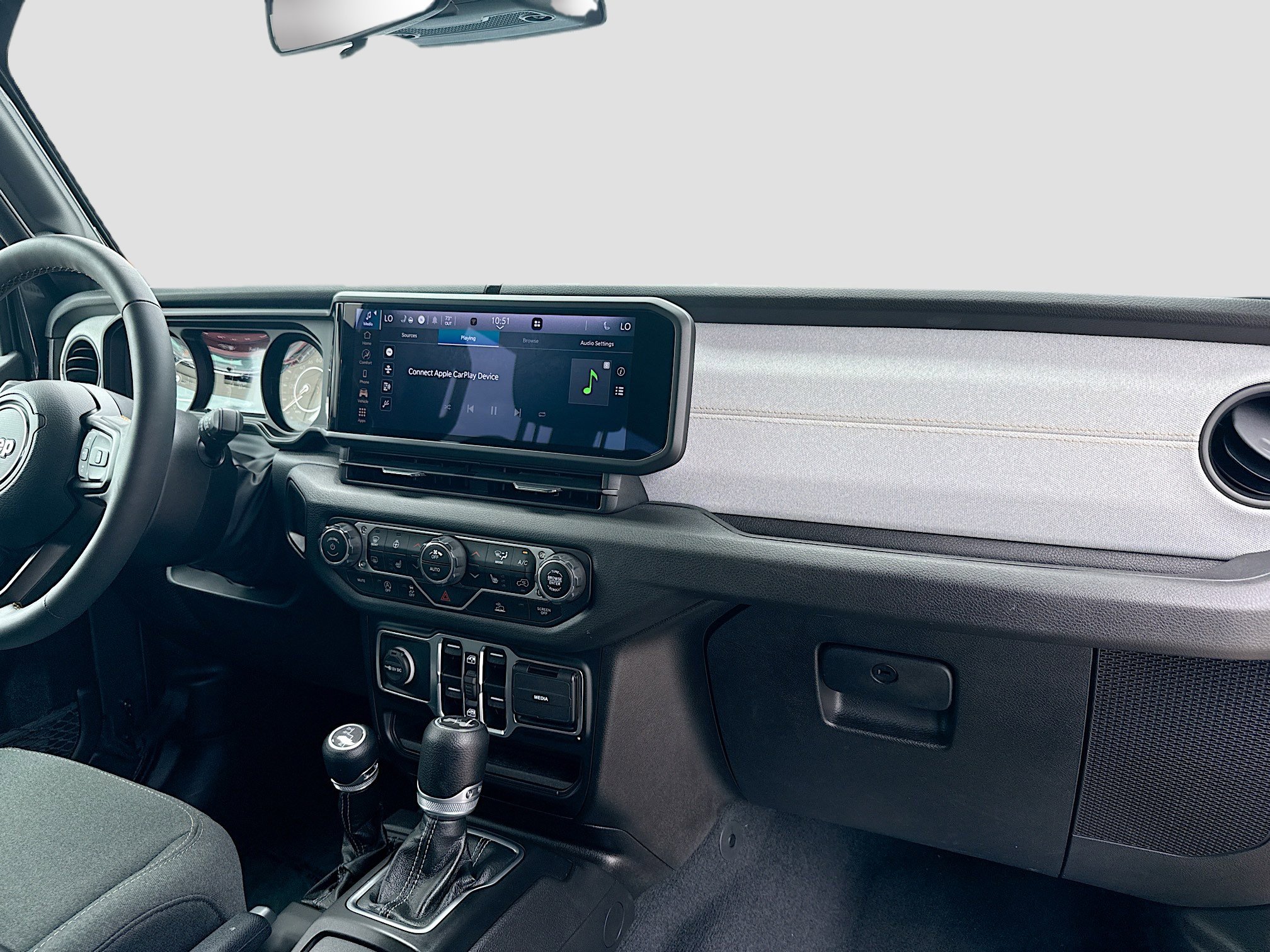 Used 2024 Jeep Wrangler Sport S image 32