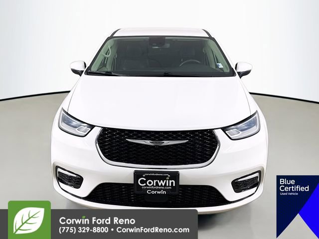 Used 2023 Chrysler Pacifica Touring-L FWD video 2