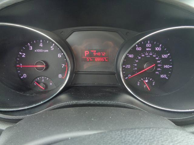 Used 2016 Kia Sedona L image 33