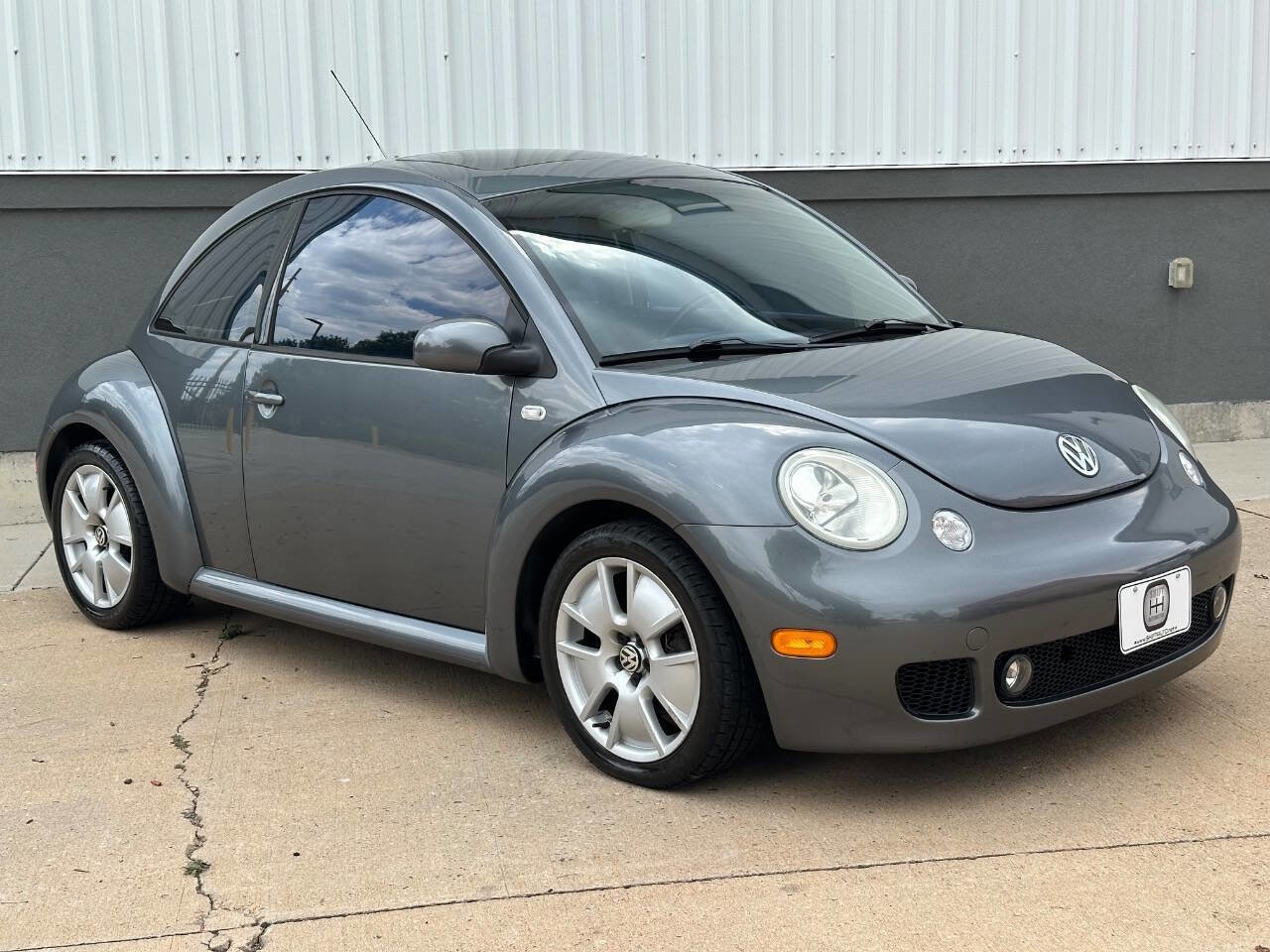 Used 2002 Volkswagen Beetle S image 24