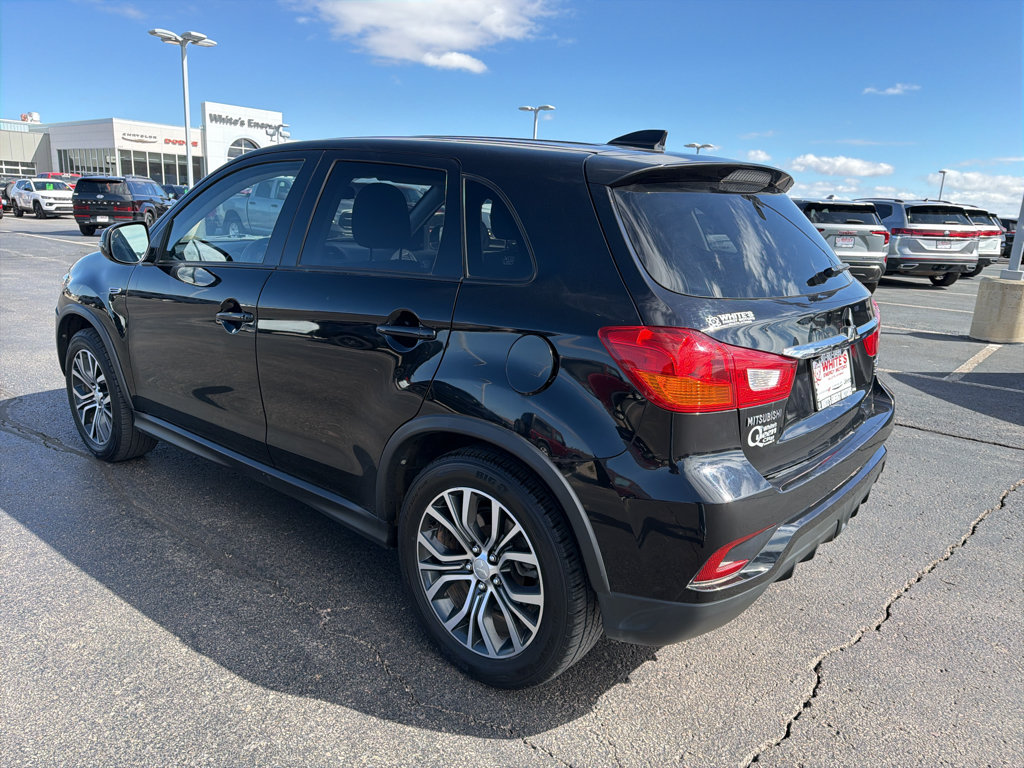 Used 2019 Mitsubishi Outlander Sport SE AWD/4WD image 7