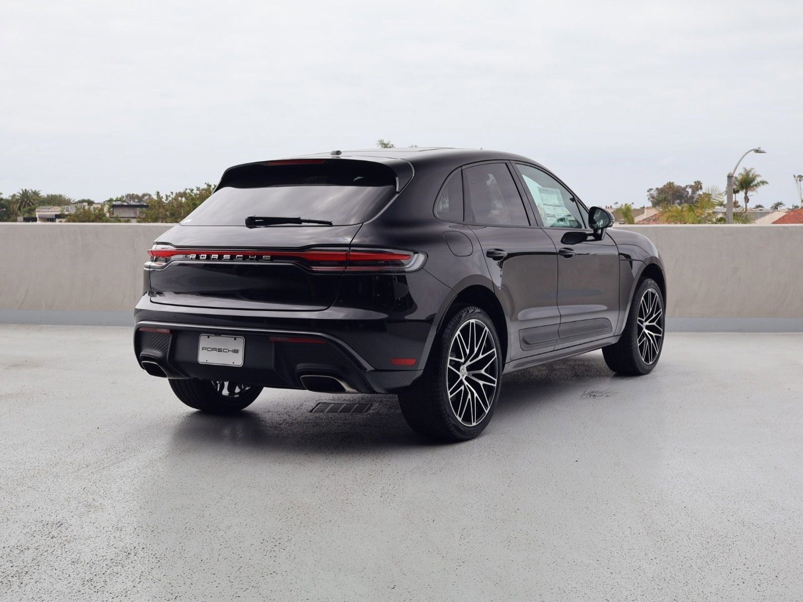 New 2026 Porsche Macan AWD/4WD image 9