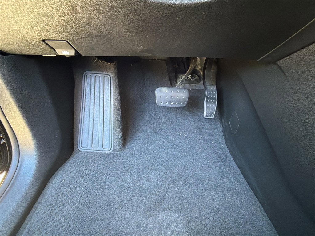 Used 2019 Chevrolet Traverse Premier w/ Redline Edition image 41