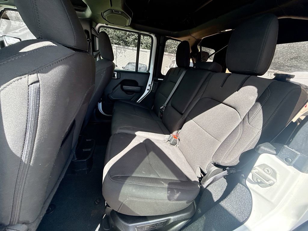 Used 2023 Jeep Wrangler Unlimited w/ 8.4" Radio Group image 27